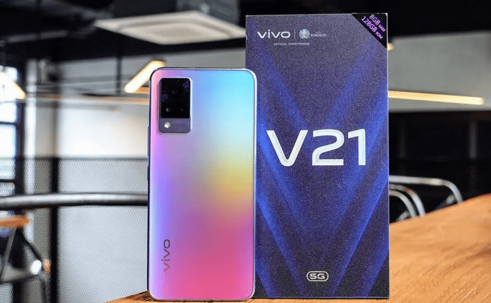 Review : Vivo V21 5G HP Tipis Tak Hanya Jago di Kamera
